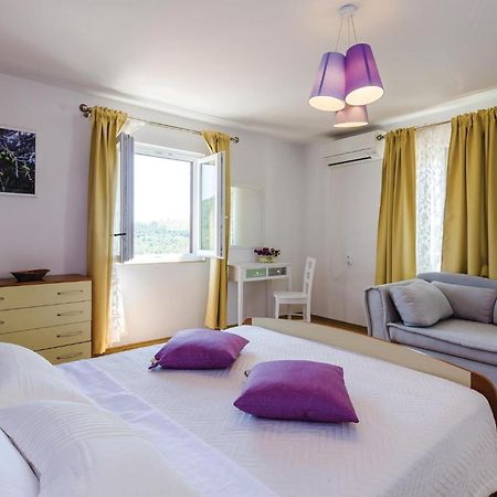 Beautiful Home In Oslje With Kitchen מראה חיצוני תמונה