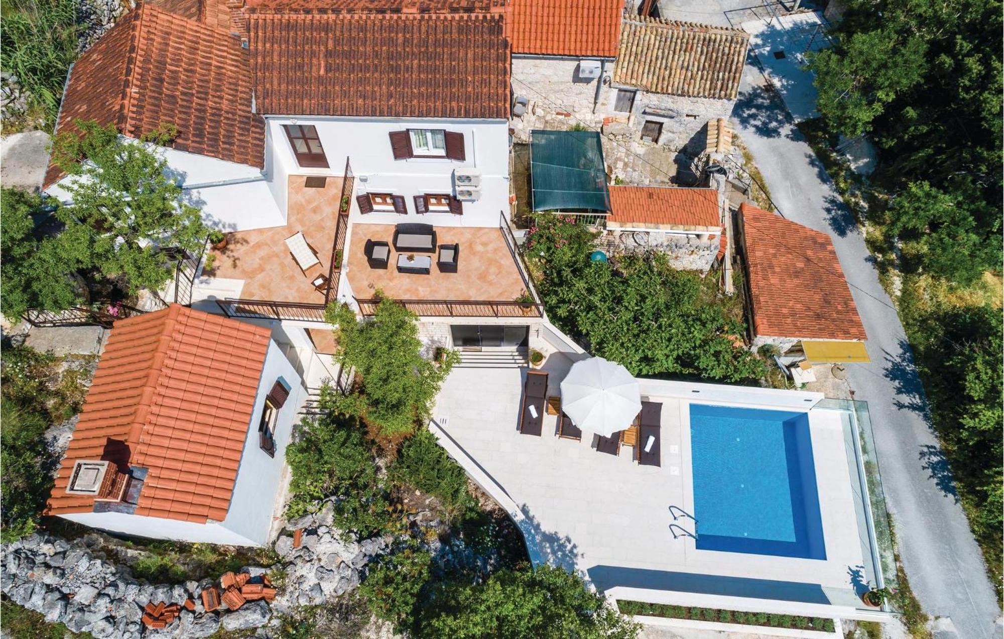 Beautiful Home In Oslje With Kitchen מראה חיצוני תמונה